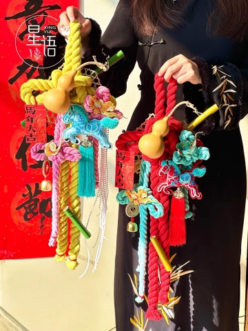 Set trang trí treo tết 2 màu đỏ, hồng