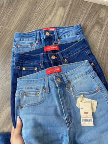 Quần jean mẹ ống loe Levi's 3 màu