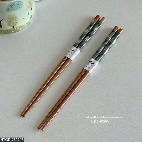 Set 8 đôi đũa gỗ hoa văn cao cấp