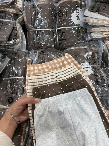 Set 4 quần legging lửng bé gái caro cam, chấm bi nâu, kẻ ngang, ghi