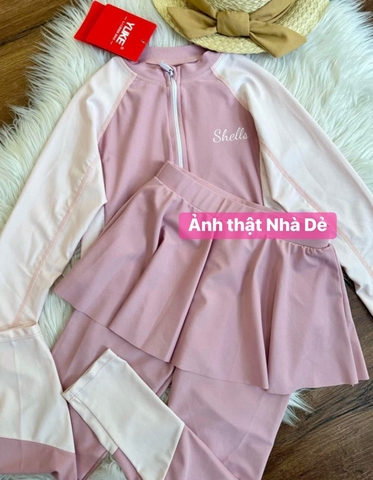 Bộ bơi Ylike màu hồng phối in chữ Shells quần váy, tay dài kéo khoá ngực