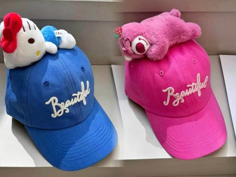 Mũ lưỡi trai gắn gấu bông hoạt hình các màu Hello Kitty, Twinkle, Pooh, Minnie