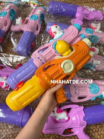 Súng nước hoạt hình kèm charm 4 màu