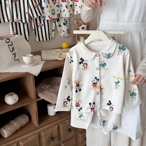Bộ Pyjama Qibao màu be nhân vật Mickey Donald