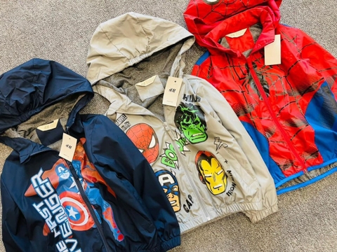 Áo khoác gió H&M Marvel bé trai có mũ 3 mẫu xanh, ghi, đỏ