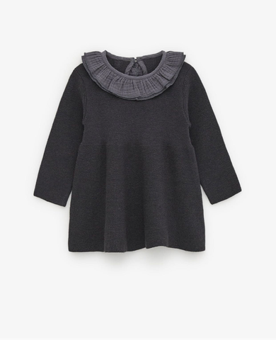 Váy len Zara dáng xuông màu ghi tối cổ bèo đen