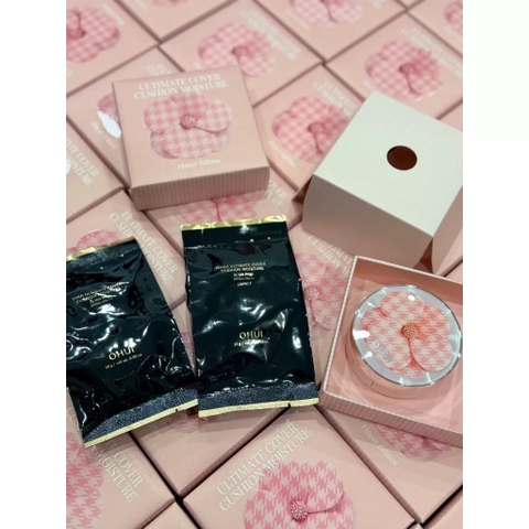 Cushion Ohui Ultimate Cover Moisture phiên bản hoa hồng limited