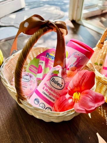 Giỏ mây trắng quai nâu size 23x25cm