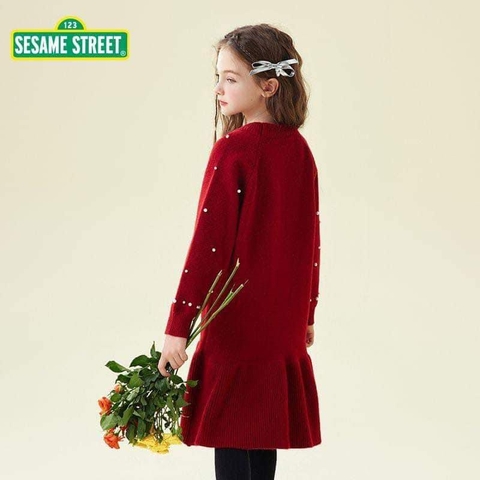 Váy len đỏ Sesame Street đính ngọc bé gái size đại