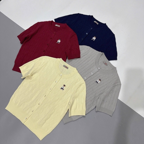 Áo SPAO len tăm cộc tay cài khuy thêu gấu 4 màu Xanh than, Be, Ghi, Đỏ đô