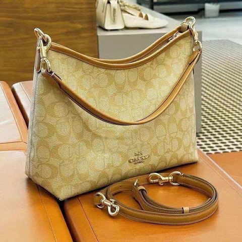 Túi Coach Laurel Shoulder 31x23cm