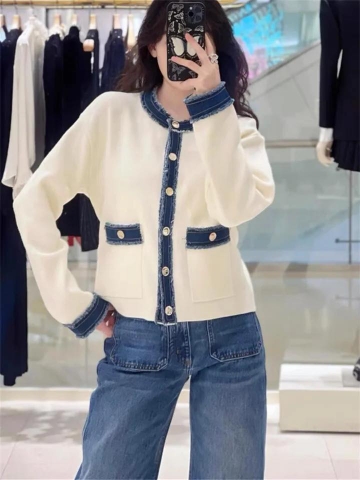 Áo khoác cardigan len SANDRO trắng mix viền jean