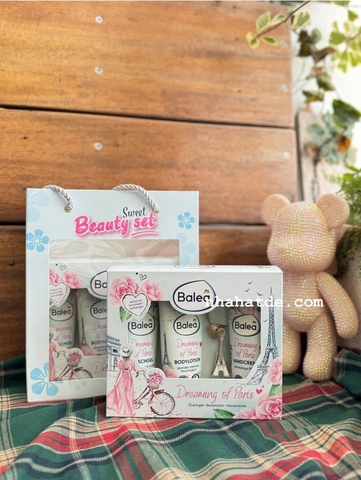 Set quà tặng Balea Dreaming of Paris gồm sữa tắm, dưỡng thể, kem tay, móc khoá