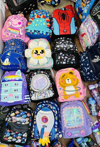 Balo Smiggle mẫu 3D size 36x28cm cho bé trai, bé gái