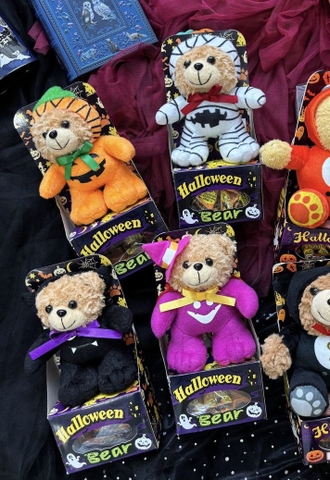 Gấu bông Halloween Bear kèm kẹo 19gr