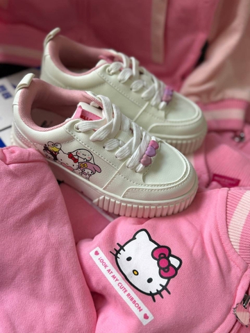 Giày sneaker ZARA Sanrio Hello Kitty trắng kèm charm trái tim