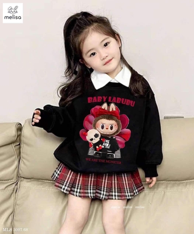 Bộ Labubu hãng Melisa áo nỉ đen phối cổ kèm chân váy kẻ caro