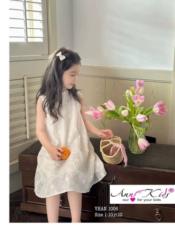 Váy sát nách ren trắng nơ lưng Anni Kids dáng suông