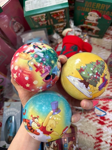 Quả cầu trang trí Noel kẹo nhỏ Disney Pooh