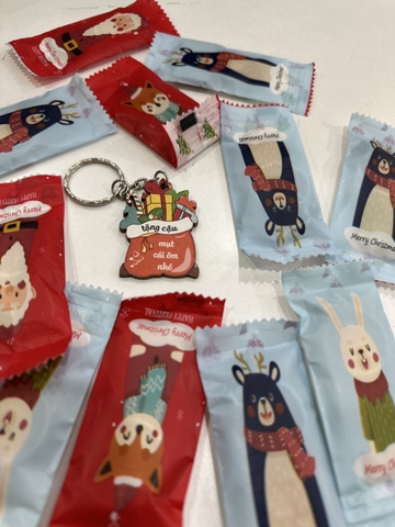 Móc khoá blind box nhiều thông điệp