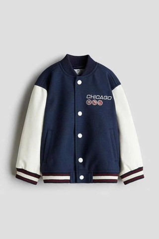 Áo khoác bomber CHICAGO H&M xanh navy phối tay da màu trắng