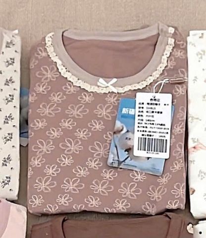 Bộ dài tay cotton màu nâu hoạ tiết hoa viền ren nơ size ĐẠI bé gái