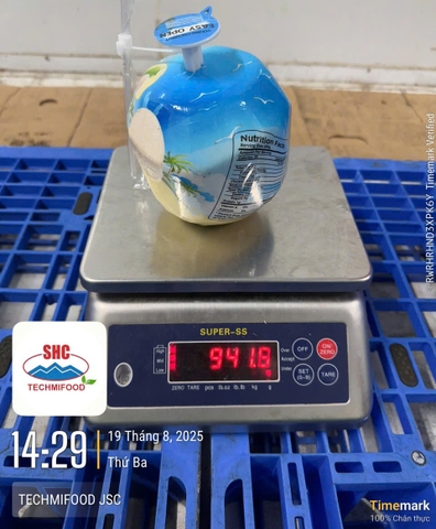 Easy Open Coconut (Button Coconut)