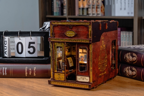 Mô hình Halom book nook diy 1940 Train Cabin