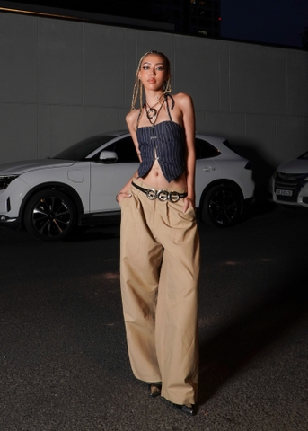 Loose Waisted Pleated Trouser