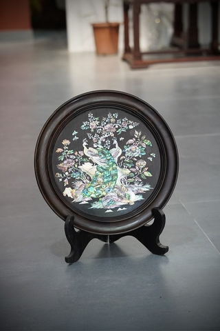 Đĩa Tranh Công Khảm Trai