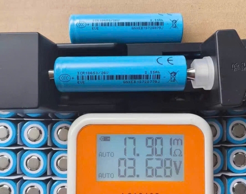 Pin lithium 18650 EVE loại 100 viên cho xe điện