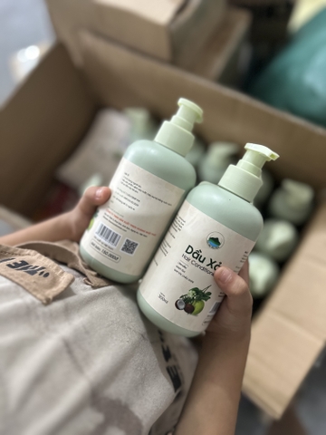 Xả tóc Dừa Bưởi Thảo Mộc Kim Nhan 300ml