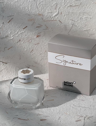 Nước Hoa Nữ Mont Blanc Signature EDP