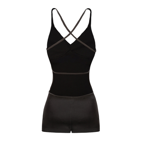 SISTERS Jump đùi hai dây hở lưng Cateline