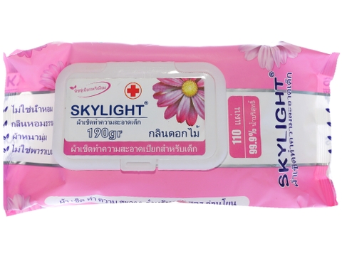 Khăn ướt cao cấp Skylight hương hoa cúc gói 110 miếng (190g)