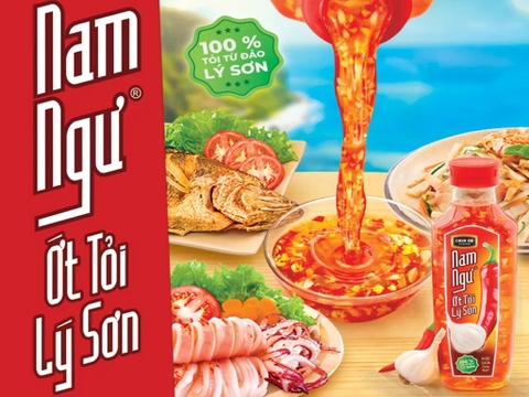 Nước chấm chua ngọt Nam Ngư ớt tỏi Lý Sơn chai 300ml