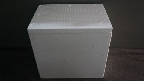 Thùng xốp NP 1 góc 8 nước đá