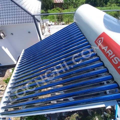 Máy nước nóng năng lượng mặt trời Ariston 210 lít (không lắp)