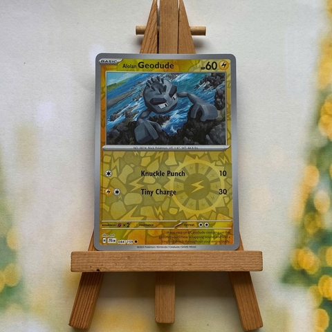 Thẻ hình Pokemon Alolan Geodude 044/159 - Lá bài lẻ Journey Together Common Reverse Holo tiếng Anh chính hãng