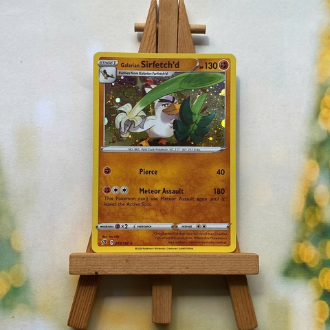 Thẻ hình Pokemon Galarian Sirfetch'd 095/192 - Lá bài lẻ SWSH02: Rebel Clash Holo Rare Cosmos Holo tiếng Anh chính hãng
