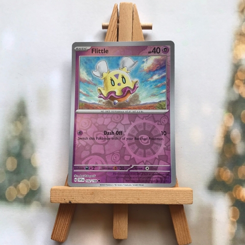 Thẻ hình Pokemon Flittle 102/198 - Lá bài lẻ Scarlet & Violet Base Set Common Reverse Holo tiếng Anh chính hãng