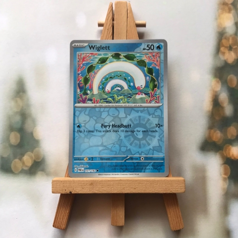 Thẻ hình Pokemon Wiglett 051/182 - Lá bài lẻ Paradox Rift Common Reverse Holo tiếng Anh chính hãng