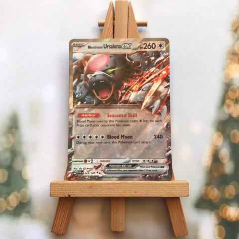 Thẻ hình Pokemon Bloodmoon Ursaluna ex 141/167 - Lá bài SVE Twilight Masquerade Ultra Rare tiếng Anh chính hãng