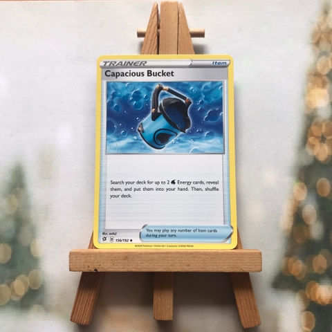 Thẻ hình Pokemon Capacious Bucket 156/192 - Lá bài lẻ Rebel Clash Uncommon Reverse Holo tiếng Anh chính hãng