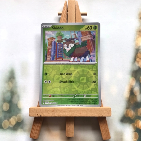 Thẻ hình Pokemon Skiddo 011/198 - Lá bài lẻ Scarlet & Violet Base Set Common Reverse Holo tiếng Anh chính hãng