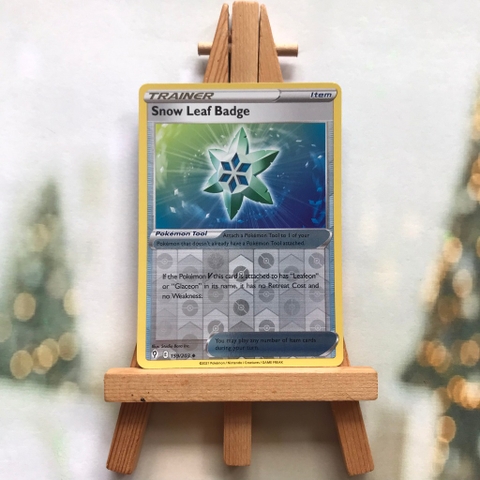 Thẻ hình Pokemon Snow Leaf Badge 159/203 - Lá bài lẻ Evolving Skies Uncommon Reverse Holo tiếng Anh chính hãng