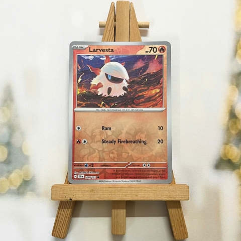 Thẻ hình Pokemon Larvesta 024/191 - Lá bài lẻ Surging Sparks Common Reverse Holo tiếng Anh chính hãng