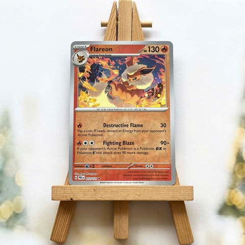 Thẻ hình Pokemon Flareon 013/131 - Lá bài lẻ Prismatic Evolutions Rare Reverse Holo tiếng Anh chính hãng
