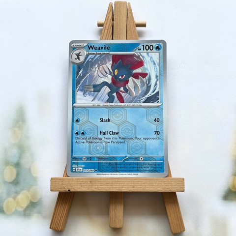 Thẻ hình Pokemon Weavile 014/064 - Lá bài Scarlet & Violet Shrouded Fable Uncommon Reverse Holo tiếng Anh chính hãng