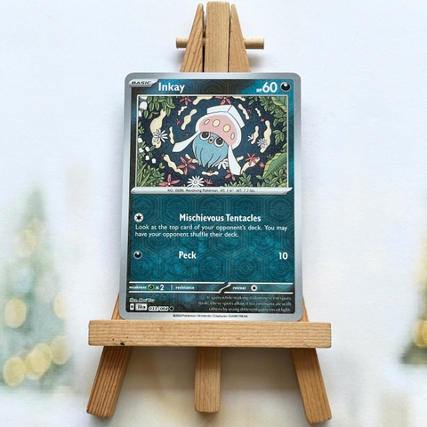 Thẻ hình Pokemon Inkay 033/064 - Lá bài Scarlet & Violet Shrouded Fable Common Reverse Holo tiếng Anh chính hãng